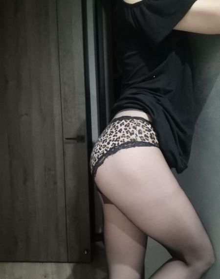 留守妇女的秘密小说_BD国语高清视频观看