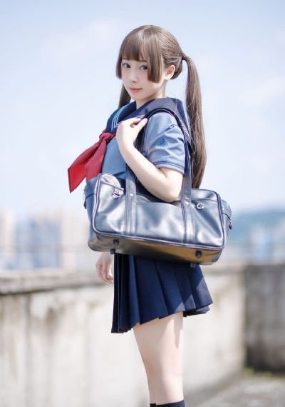 人人精品亚洲永久免费精品_影视大全视频